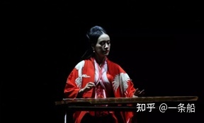 塔城地区古琴演奏家（赵晓霞）的演奏特点与风格